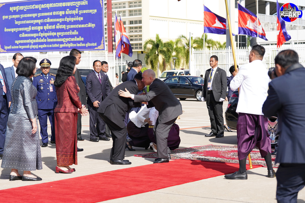 King of Cambodia Departs for Routine Medical Checkup in Beijing; Hun Sen Named Acting Head of State