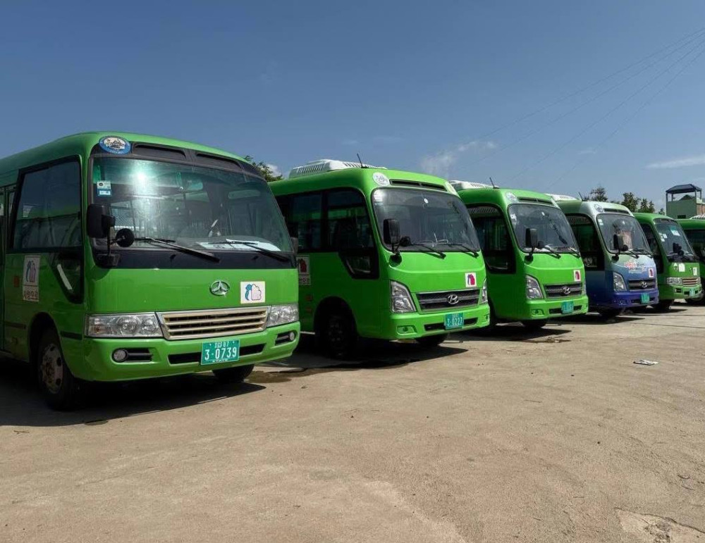 PM Announces Free Buses for Pchum Ben Festival