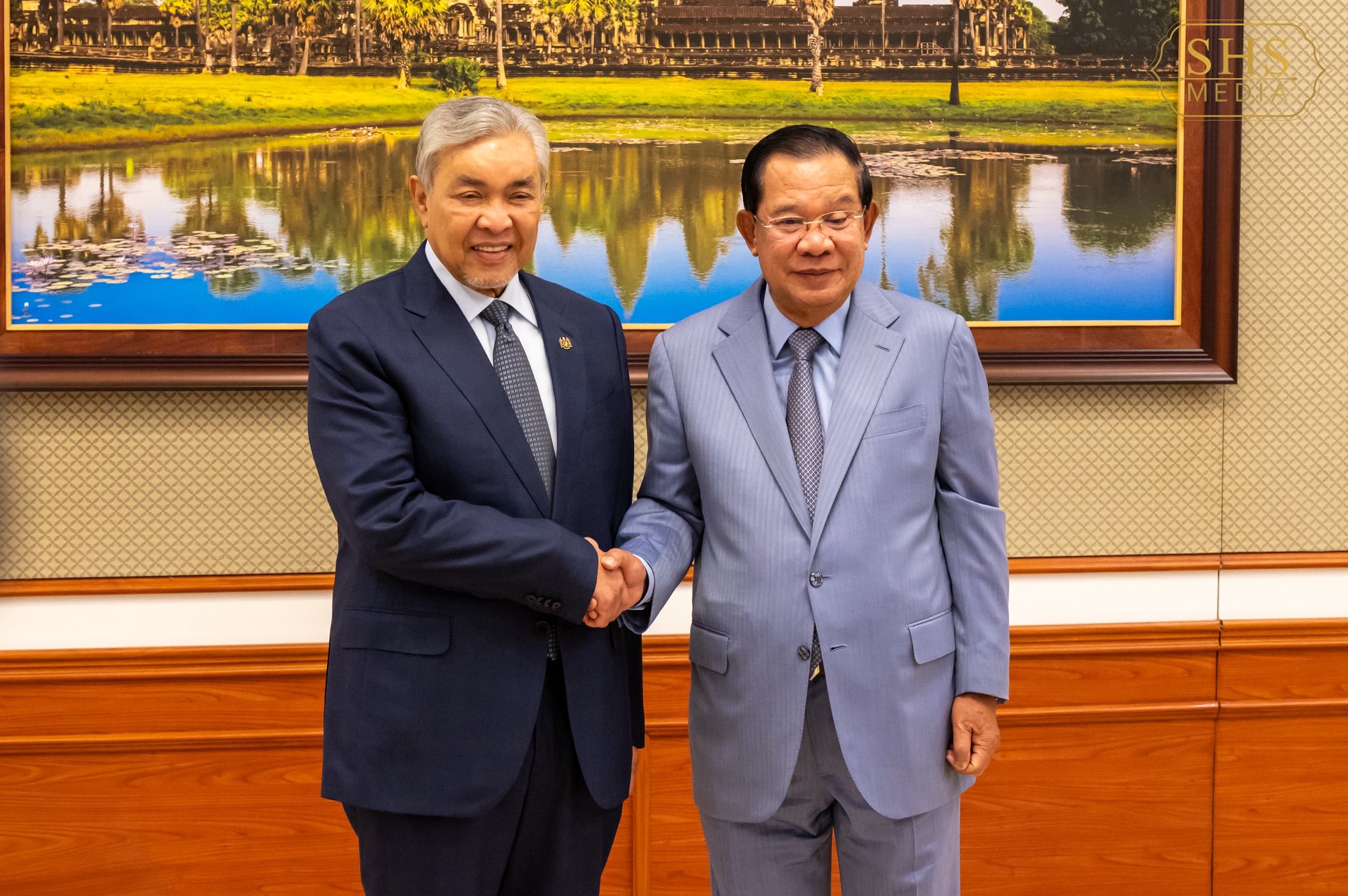 Samdech Hun Sen Grants Audience to Malaysian Deputy Prime Minister and Minister of Rural and Regional Development