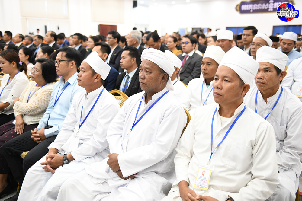 Supporting Faith and Morals in Cambodia ๐