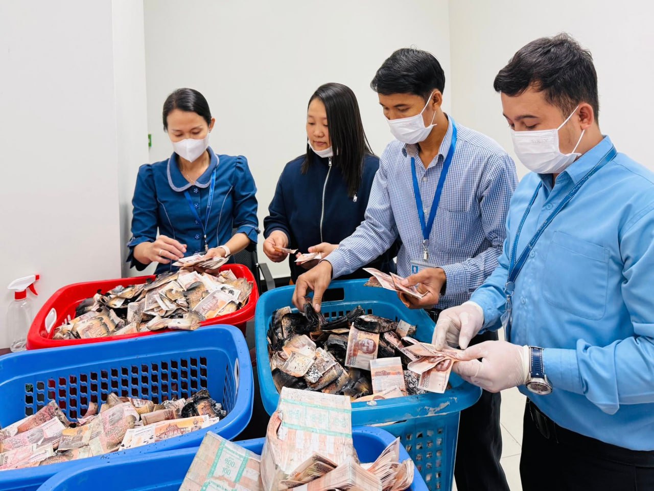 National Bank of Cambodia Continues Free Exchange for Old or Damaged Riel Notes