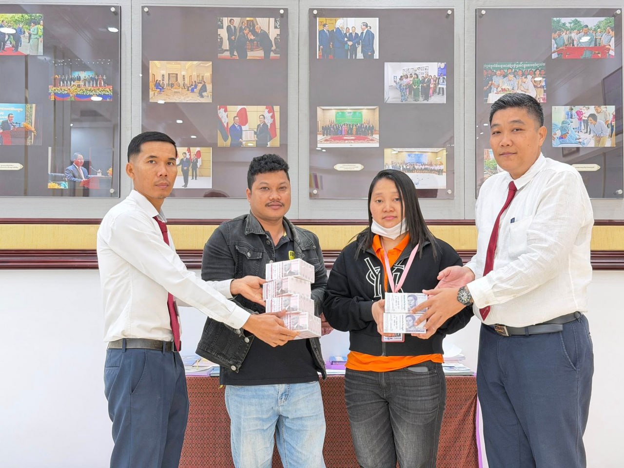 National Bank of Cambodia Continues Free Exchange for Old or Damaged Riel Notes