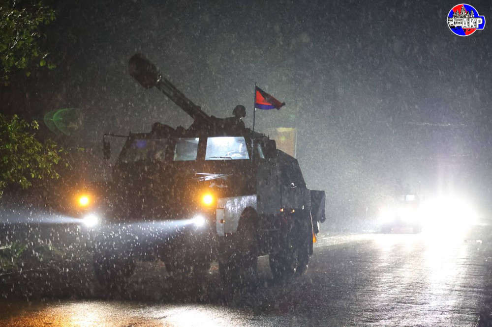 Cambodia and Thailand Begin Phased Heavy Weapon Withdrawal at Border ๐ฐ๐ญ๐น๐ญ