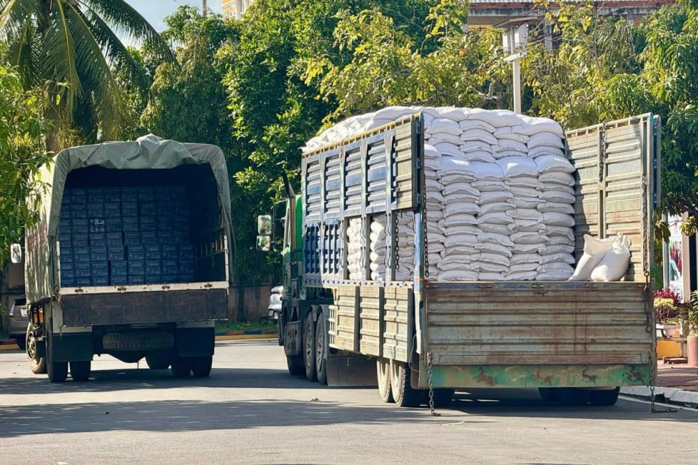 Cambodian Red Cross Delivers Emergency Food Aid to Displaced Families