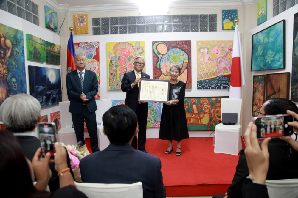 Japanese Volunteer Honored for 20 Yrs of Cambodia Art