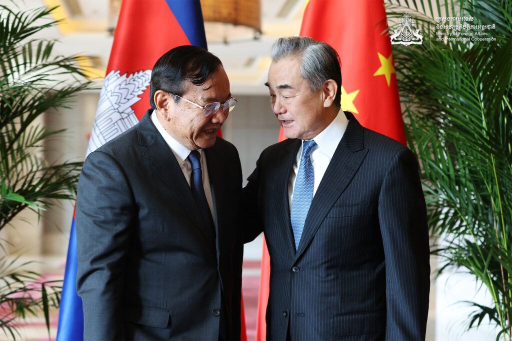 Cambodia and China Reaffirm 'Ironclad' Ties in Yunnan