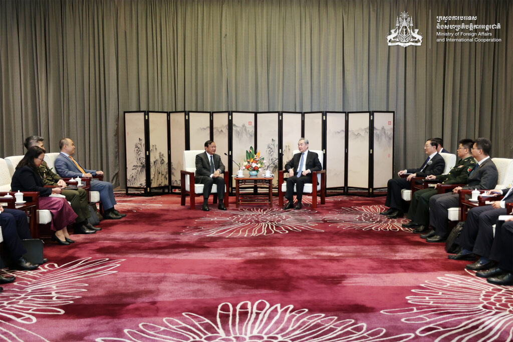 Cambodia and China Reaffirm 'Ironclad' Ties in Yunnan