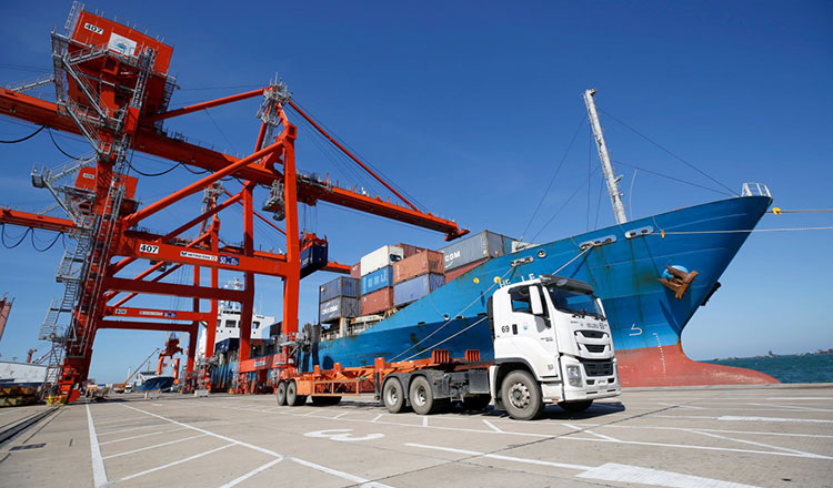 ASEAN Trade Surge: Cambodia’s Exports Hit $5.67 Billion as Regional Integration Deepens